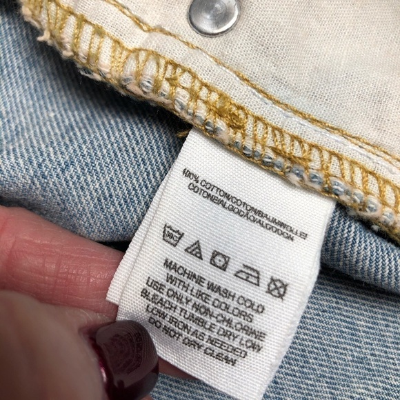 Free People Crochet Hem Distressed Jean Sh… - Picture 4 of 5